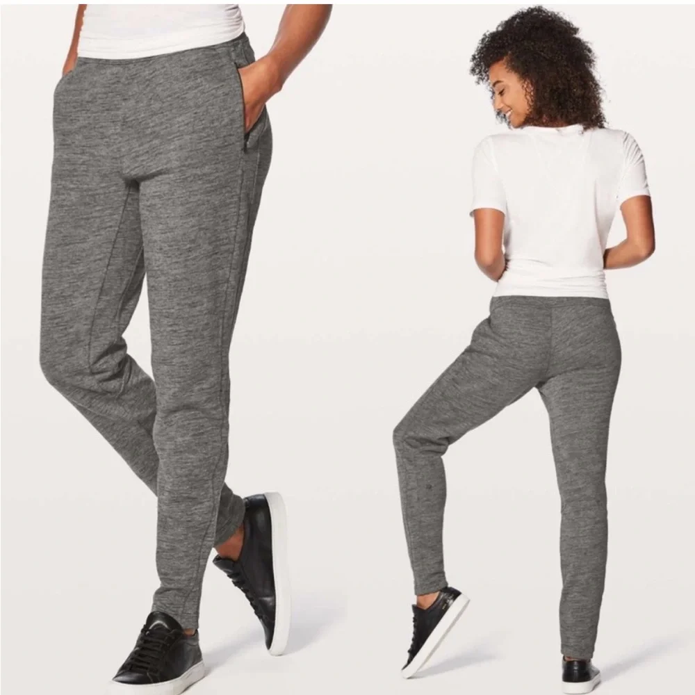Lululemon Free To Roam Heathered Corral Dark Grey 30